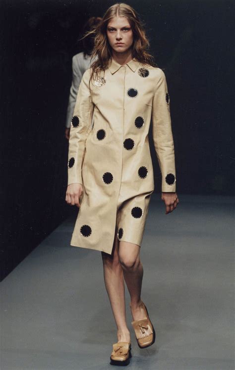 prada 1999 runway